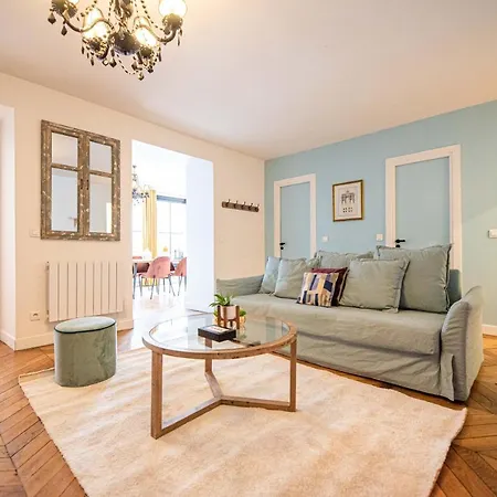 Aparthotel Mbm - Center Of 2*