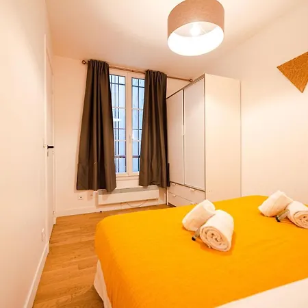 Aparthotel Mbm - Center Of 2*
